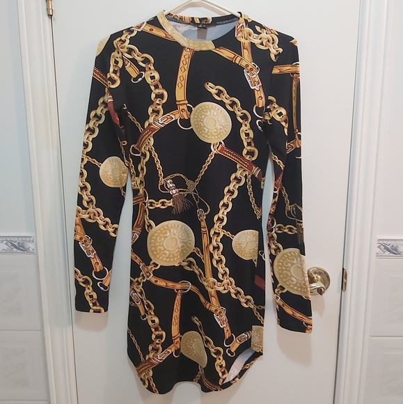 Revamped Dresses & Skirts - Revamped Chain Print Longsleeved Dress Size Medium (M)